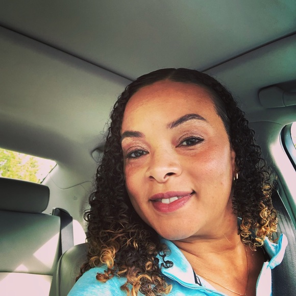 Meet your Posher, Yamickco - Picture 1 of 1